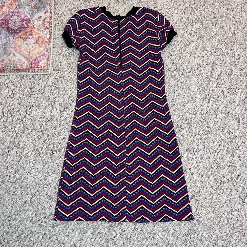 Zara Chevron Knit ZigZag Sheath Dress XS Red White Blue Short Sleeve Mini Dress - Picture 6 of 7